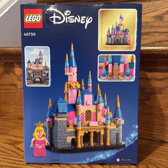 Lego 40720 Disney Mini Disney Sleeping Beauty Castle - Picture 2 of 2